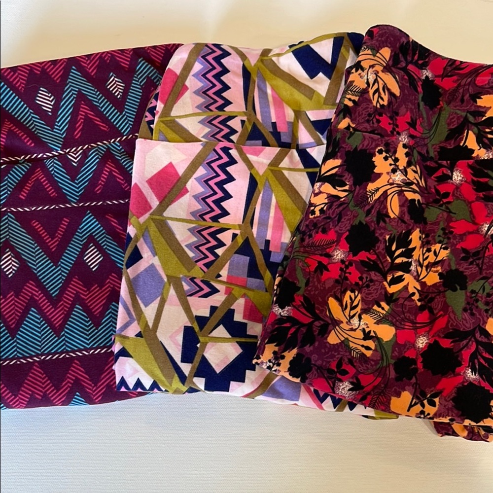 Set of 3 LuLaRoe Women TC Colorful Geometric and Floral Patterned Leggings